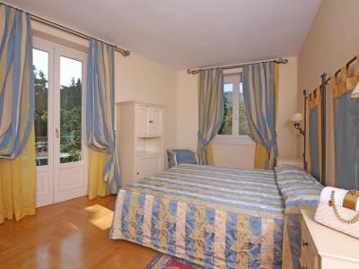 bedroom - hotel villa sofia - gardone riviera, italy
