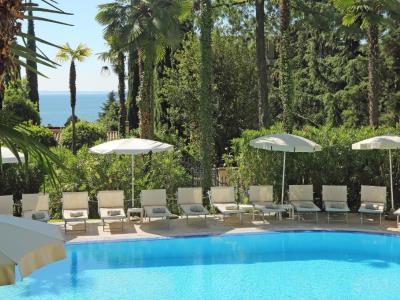 outdoor pool - hotel villa sofia - gardone riviera, italy