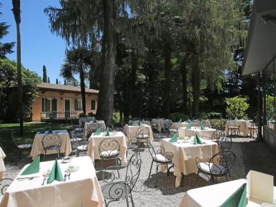 restaurant - hotel villa sofia - gardone riviera, italy