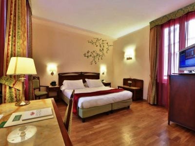 bedroom 2 - hotel continental - genoa, italy