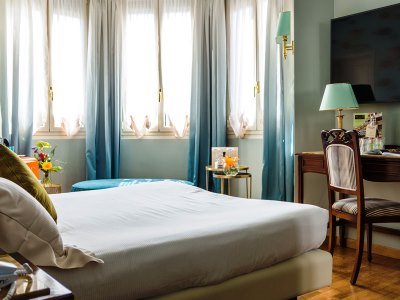 bedroom 4 - hotel continental - genoa, italy