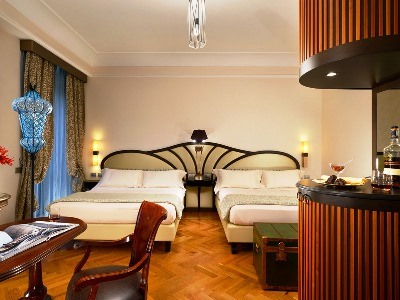 bedroom 4 - hotel grand savoia - genoa, italy