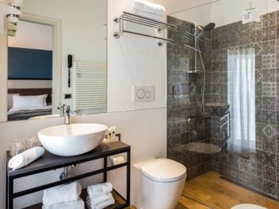 bathroom - hotel best western hotel metropoli - genoa, italy