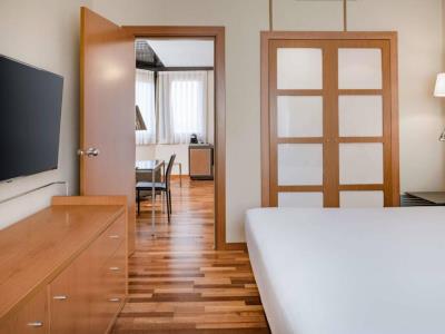 bedroom 2 - hotel ac hotel genova by marriott - genoa, italy