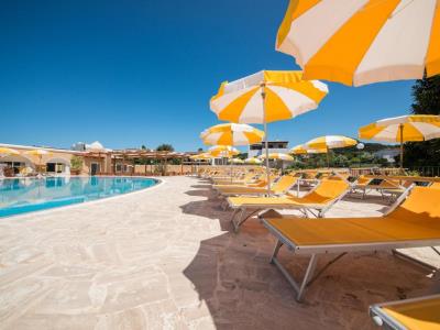 outdoor pool - hotel parco delle agavi - ischia, italy