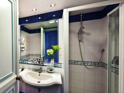 bathroom - hotel punta molino beach resort n thermal spa - ischia, italy