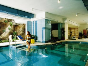 indoor pool - hotel punta molino beach resort n thermal spa - ischia, italy