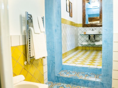 bathroom 1 - hotel carmine - marsala, italy