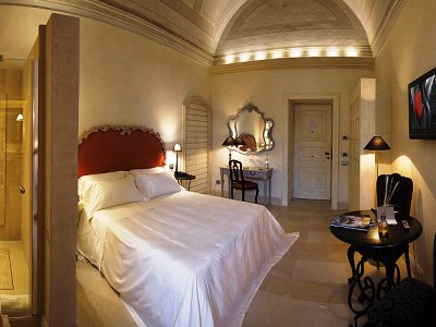 bedroom 3 - hotel palazzo gattini - matera, italy