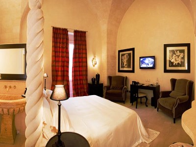 bedroom 5 - hotel palazzo gattini - matera, italy