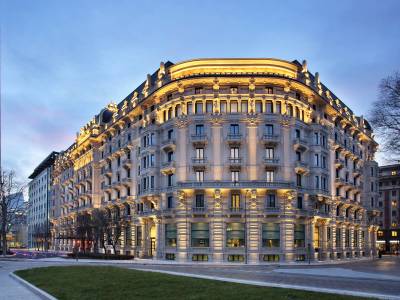exterior view 1 - hotel excelsior gallia - milan, italy