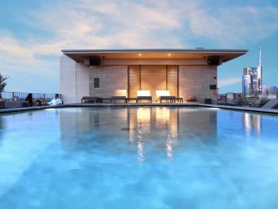 outdoor pool - hotel hotel viu milan - milan, italy