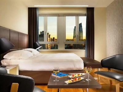 bedroom - hotel unahotels century - milan, italy
