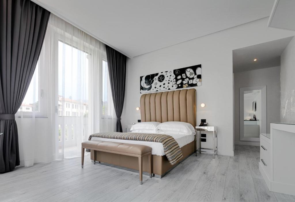 bedroom - hotel montecatini palace - montecatini terme, italy