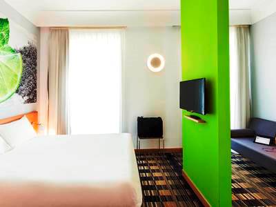 bedroom 4 - hotel ibis styles napoli garibaldi - naples, italy