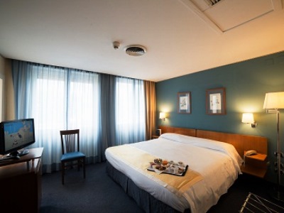 bedroom - hotel best western jfk hotel - naples, italy