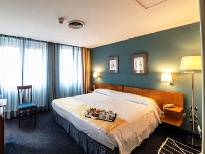 bedroom 1 - hotel best western jfk hotel - naples, italy