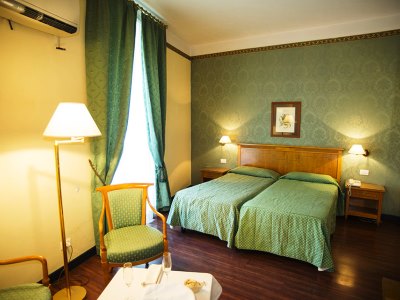 bedroom 3 - hotel del real orto botanico - naples, italy