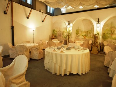 restaurant - hotel del real orto botanico - naples, italy