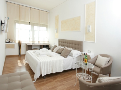 bedroom 8 - hotel millennium gold - naples, italy