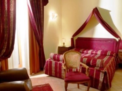 bedroom 5 - hotel chiaja hotel de charme - naples, italy