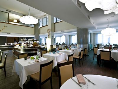 restaurant 1 - hotel holiday inn naples - naples, italy