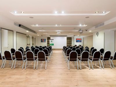 conference room 1 - hotel holiday inn naples - naples, italy