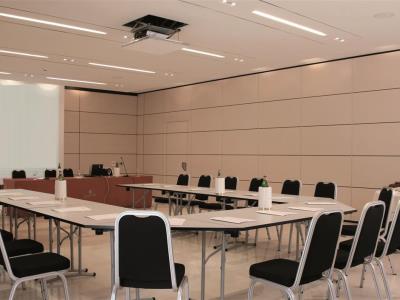conference room 2 - hotel suites and residence - naples, italy