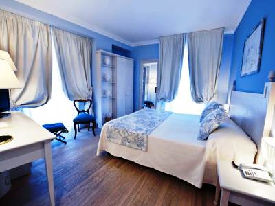 bedroom 5 - hotel ostuni palace - ostuni, italy