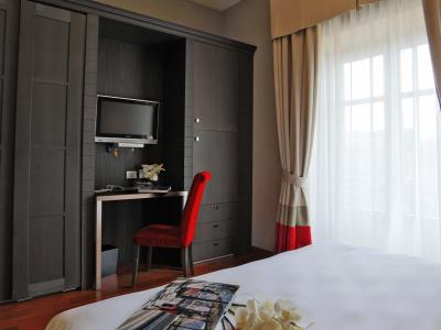 bedroom 1 - hotel porta felice - palermo, italy
