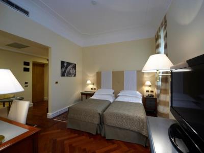 bedroom - hotel grand piazza borsa - palermo, italy