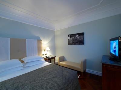 bedroom 2 - hotel grand piazza borsa - palermo, italy
