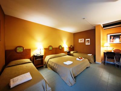 bedroom 1 - hotel albergo athenaeum - palermo, italy
