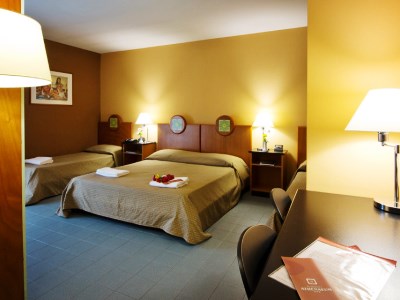bedroom 3 - hotel albergo athenaeum - palermo, italy