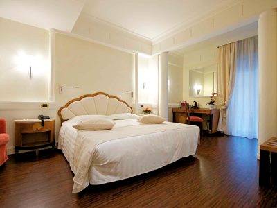 bedroom - hotel mercure parma stendhal - parma, italy