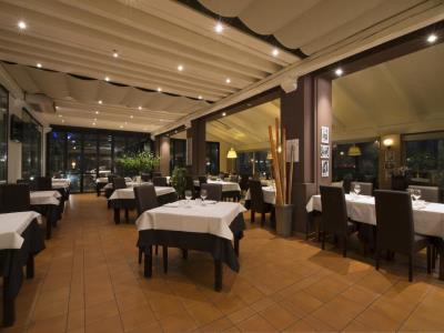 restaurant 1 - hotel cdh villa ducale - parma, italy