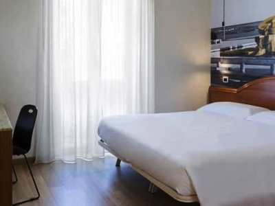 bedroom 1 - hotel b and b hotel pescara - pescara, italy