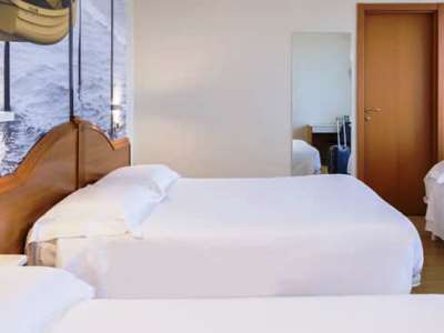 bedroom 2 - hotel b and b hotel pescara - pescara, italy
