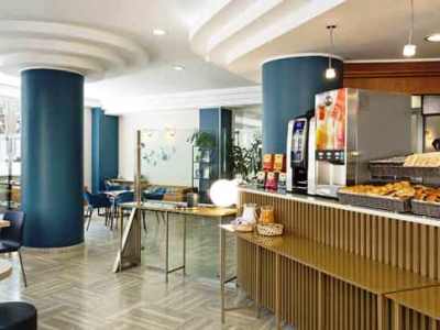 breakfast room - hotel b and b hotel pescara - pescara, italy