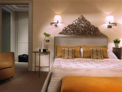 bedroom 2 - hotel de russie - rome, italy