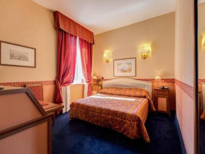 bedroom 1 - hotel antico palazzo rospigliosi - rome, italy