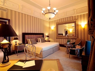 deluxe room - hotel anantara palazzo naiadi - rome, italy