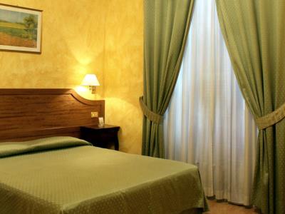 bedroom - hotel fiori - rome, italy