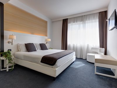 bedroom - hotel ih roma z3 - rome, italy