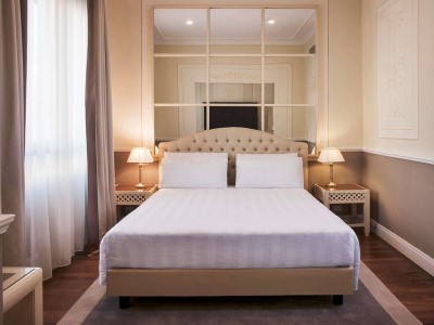 bedroom - hotel radisson blu ghr rome - rome, italy