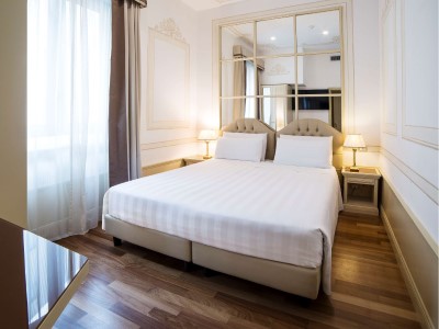 bedroom 1 - hotel radisson blu ghr rome - rome, italy