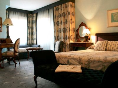 bedroom - hotel fenix - rome, italy