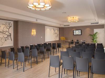 conference room - hotel american palace eur - rome, italy