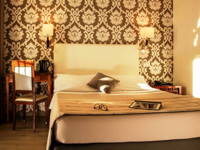 bedroom 3 - hotel alexandra - rome, italy