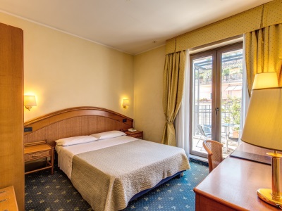 bedroom - hotel king - rome, italy